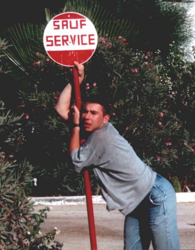 error displaying image